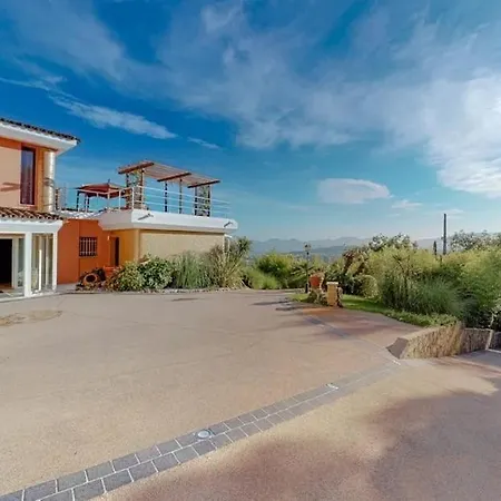 Διαμέρισμα 7br House - What'app - 0034-656-619-782 - For Reservations!