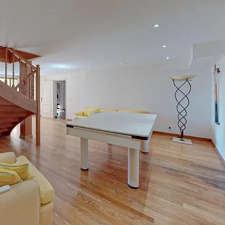 Διαμέρισμα 7br House - What'app - 0034-656-619-782 - For Reservations! Κάννες