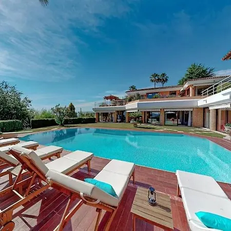 7br House - What'app - 0034-656-619-782 - For Reservations! Διαμέρισμα *