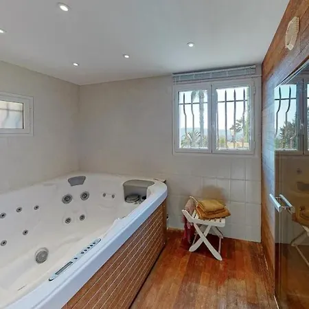 7br House - What'app - 0034-656-619-782 - For Reservations!